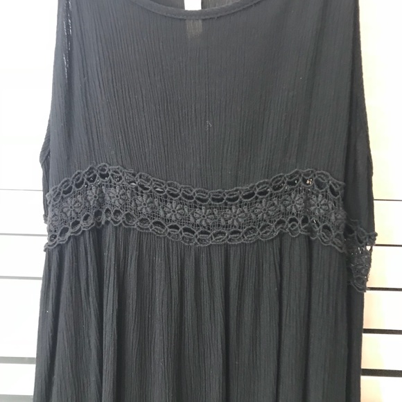 Irene’s Story Dress - Picture 2 of 2